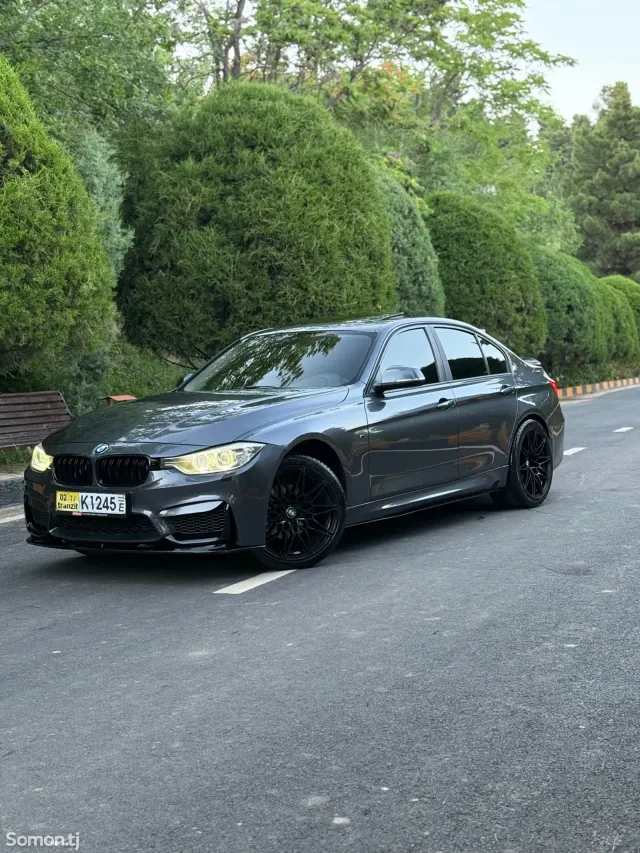 BMW 3 series 2013 · 2.0 AT