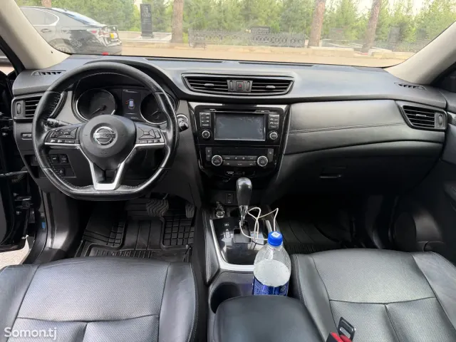 Nissan X-Trail 2019 · 2.5 AT