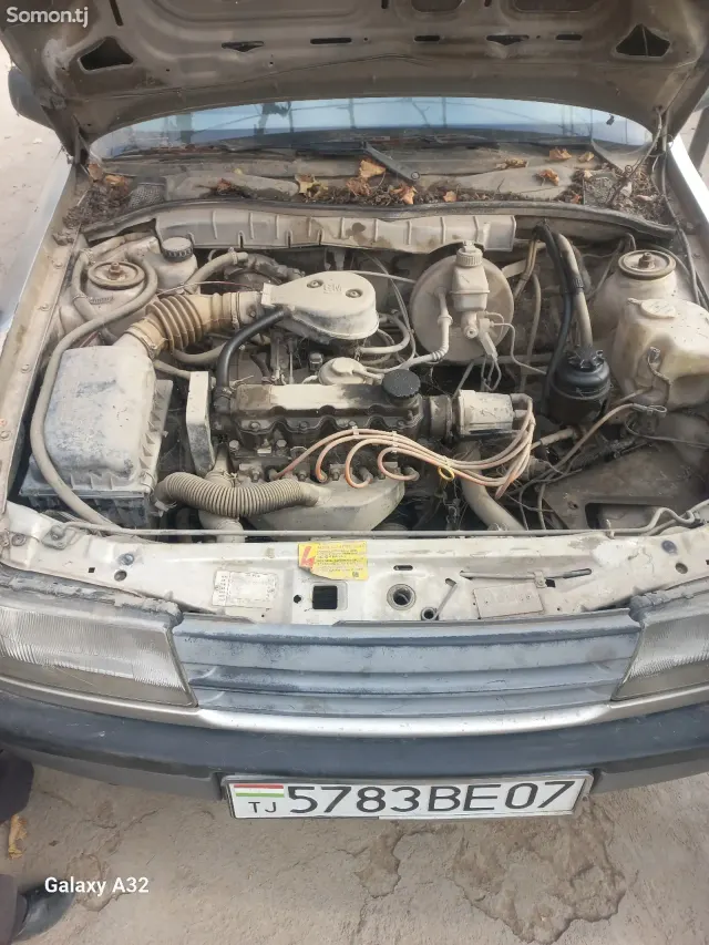 Opel Vectra A 1991 · 1.6 MT
