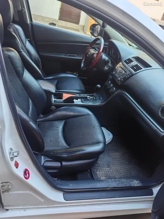 Mazda 6 2012 · 2.0 AT