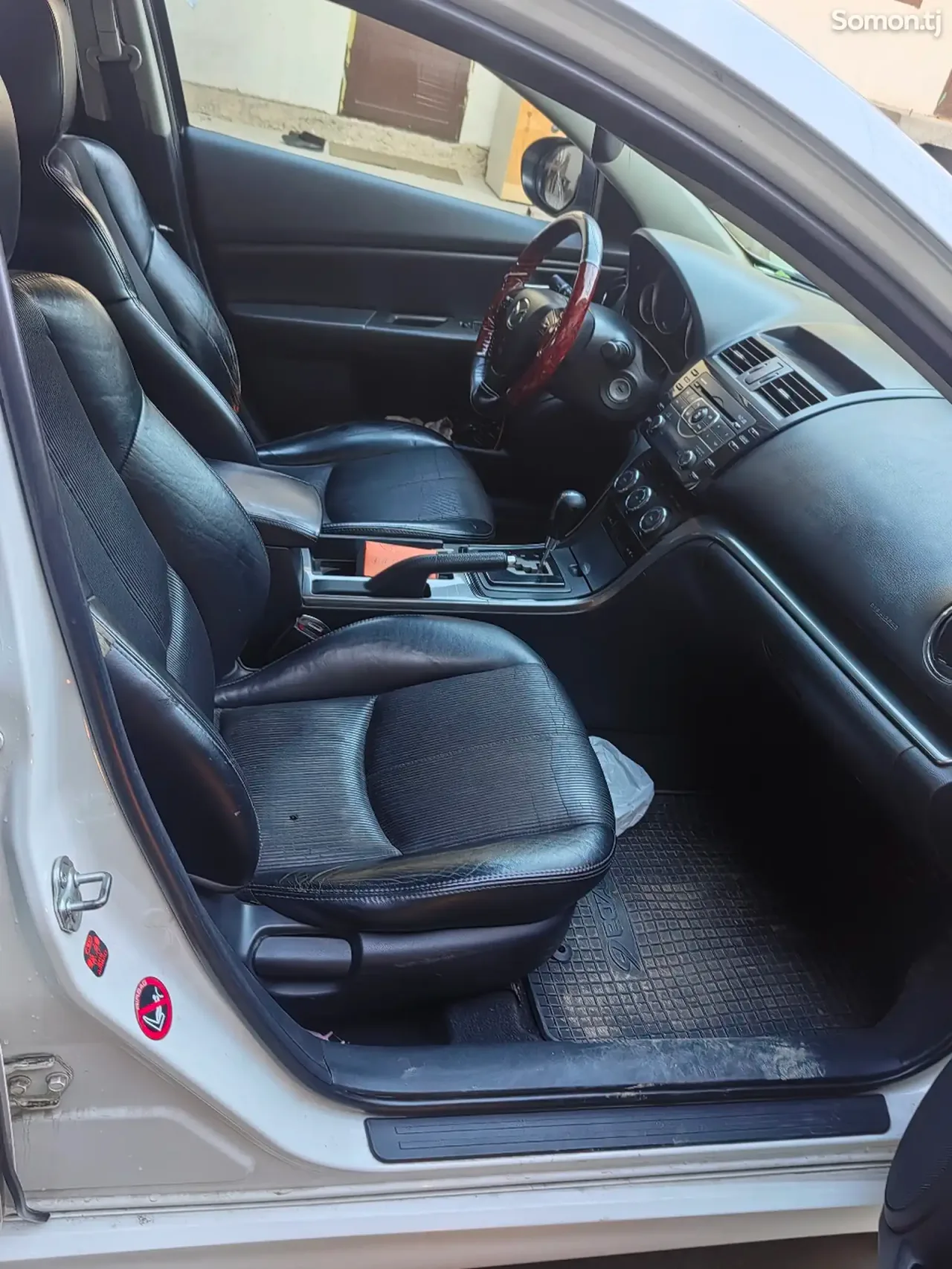 Mazda 6 2012 · 2.0 AT