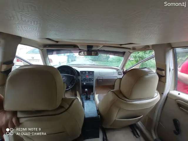 Mercedes-Benz C class 1995 · 1.8 MT