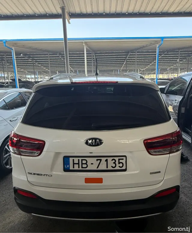 Kia Sorento 2015 · 2.0 AT
