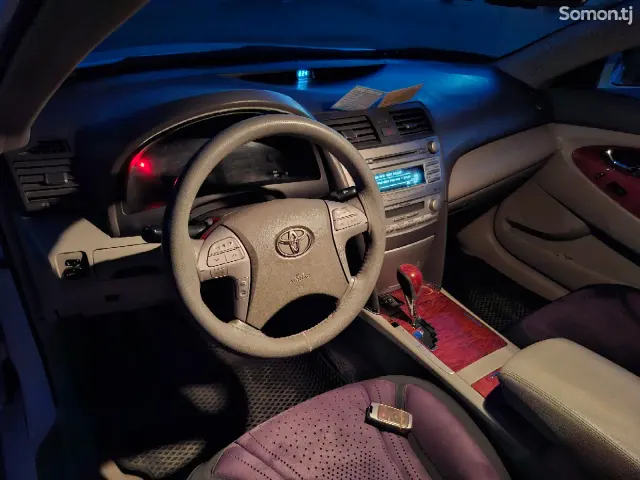 Toyota Camry 2011 · 3.5 AT