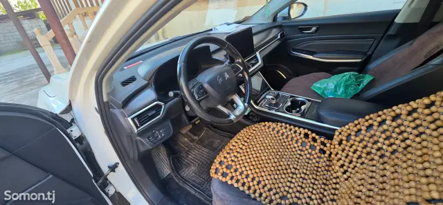 Hongqi E-HS3 2019 · 2.2 AT