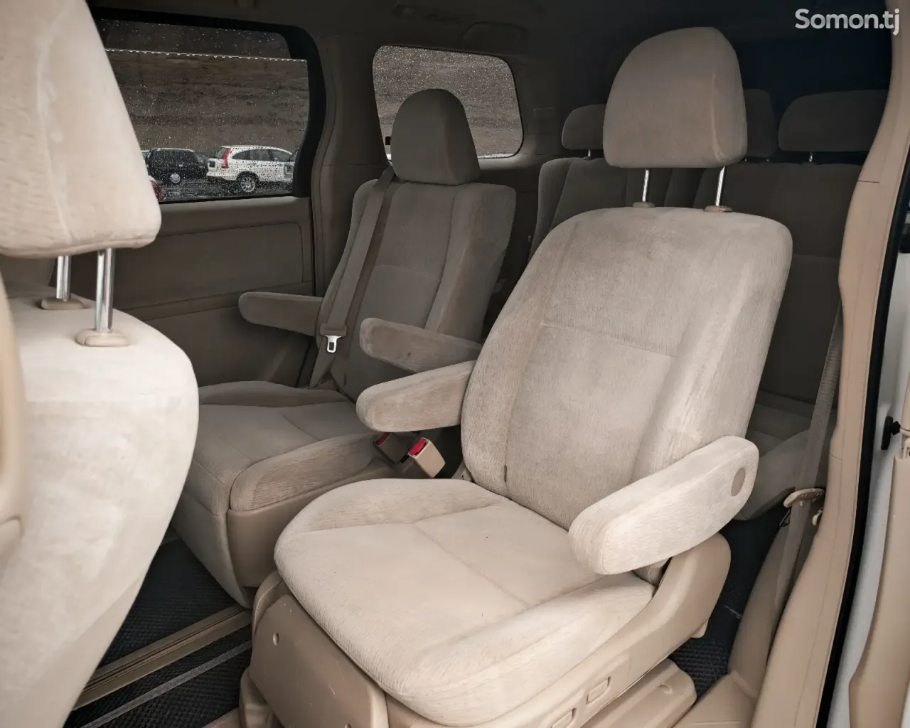 Toyota Vellfire 2009 · 2.4 AT