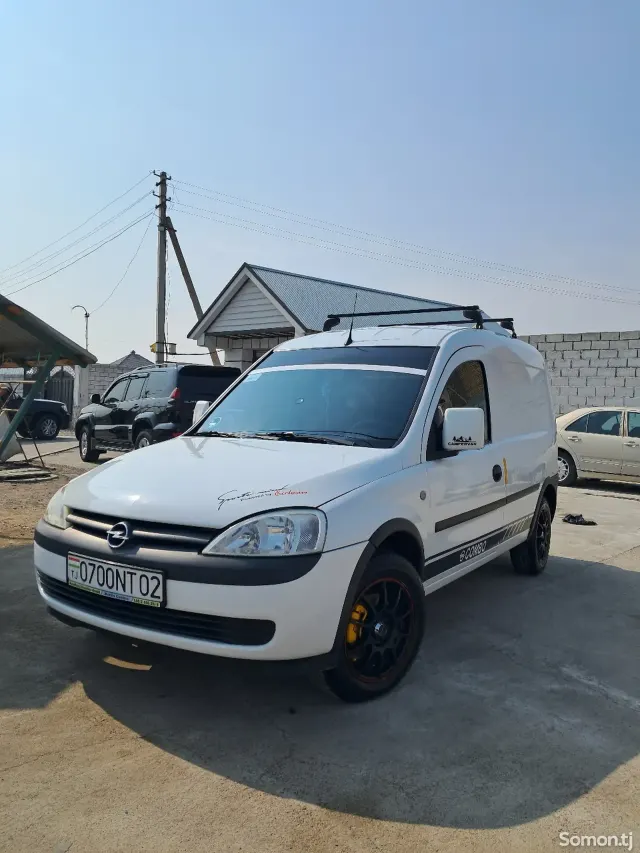 Opel Combo 2007 · 1.3 MT