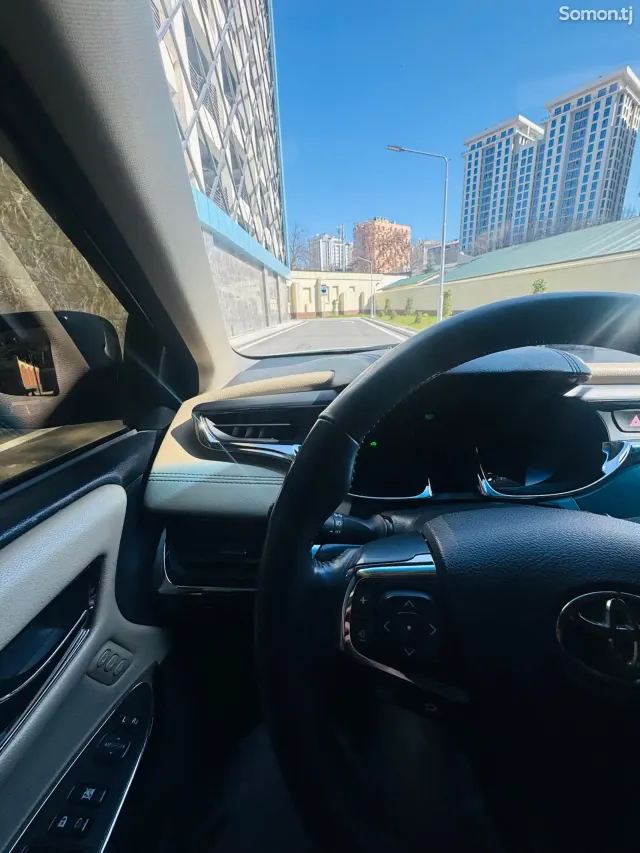 Toyota Avalon 2014 · 2.5 AT