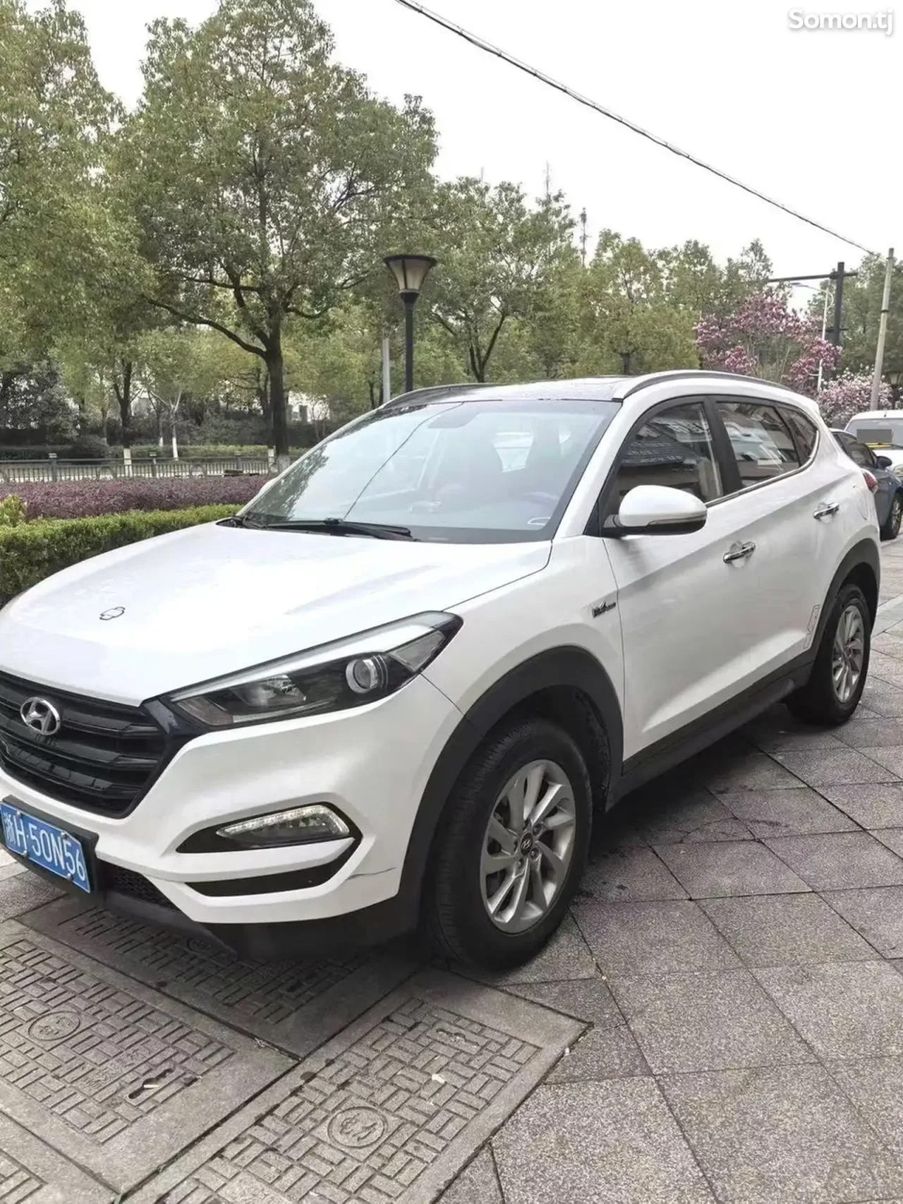 Hyundai Tucson 2016 · 1.6 AT