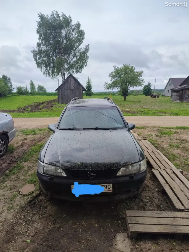 Opel Vectra B 2000 · 2.0 MT