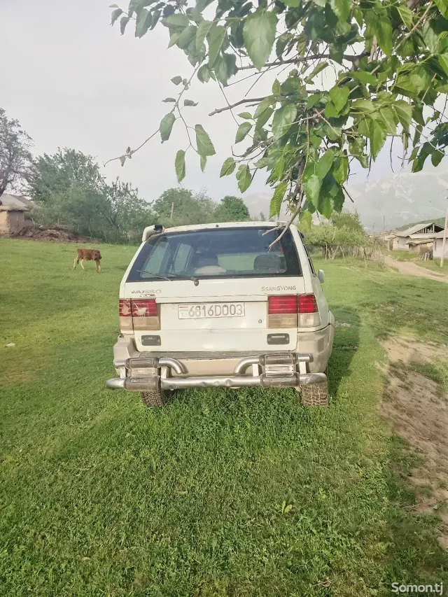 Ssang Yong Musso 1999 · MT