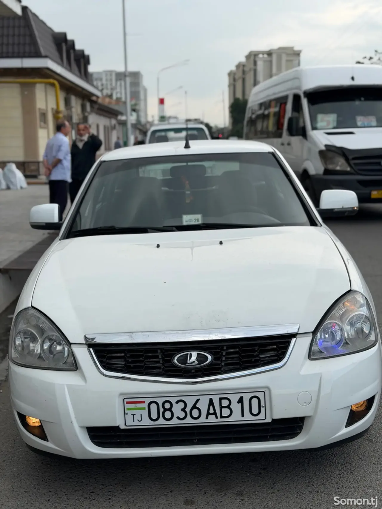 Lada (ВАЗ) Priora 2010 · 1.6 MT