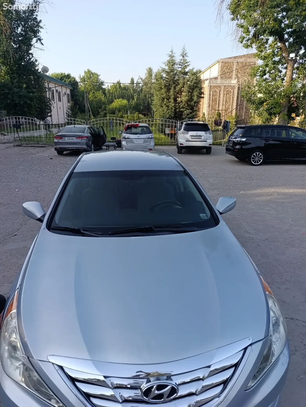 Hyundai Sonata 2011 · 2.4 AT