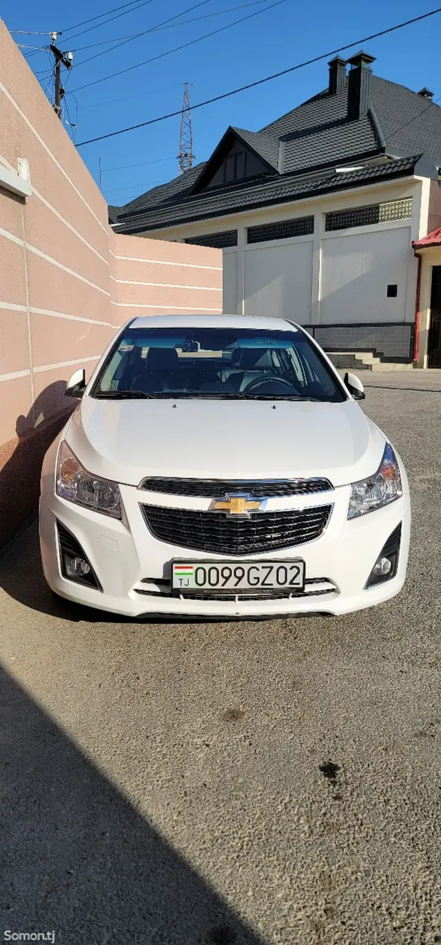 Chevrolet Cruze 2014 · 1.8 AT