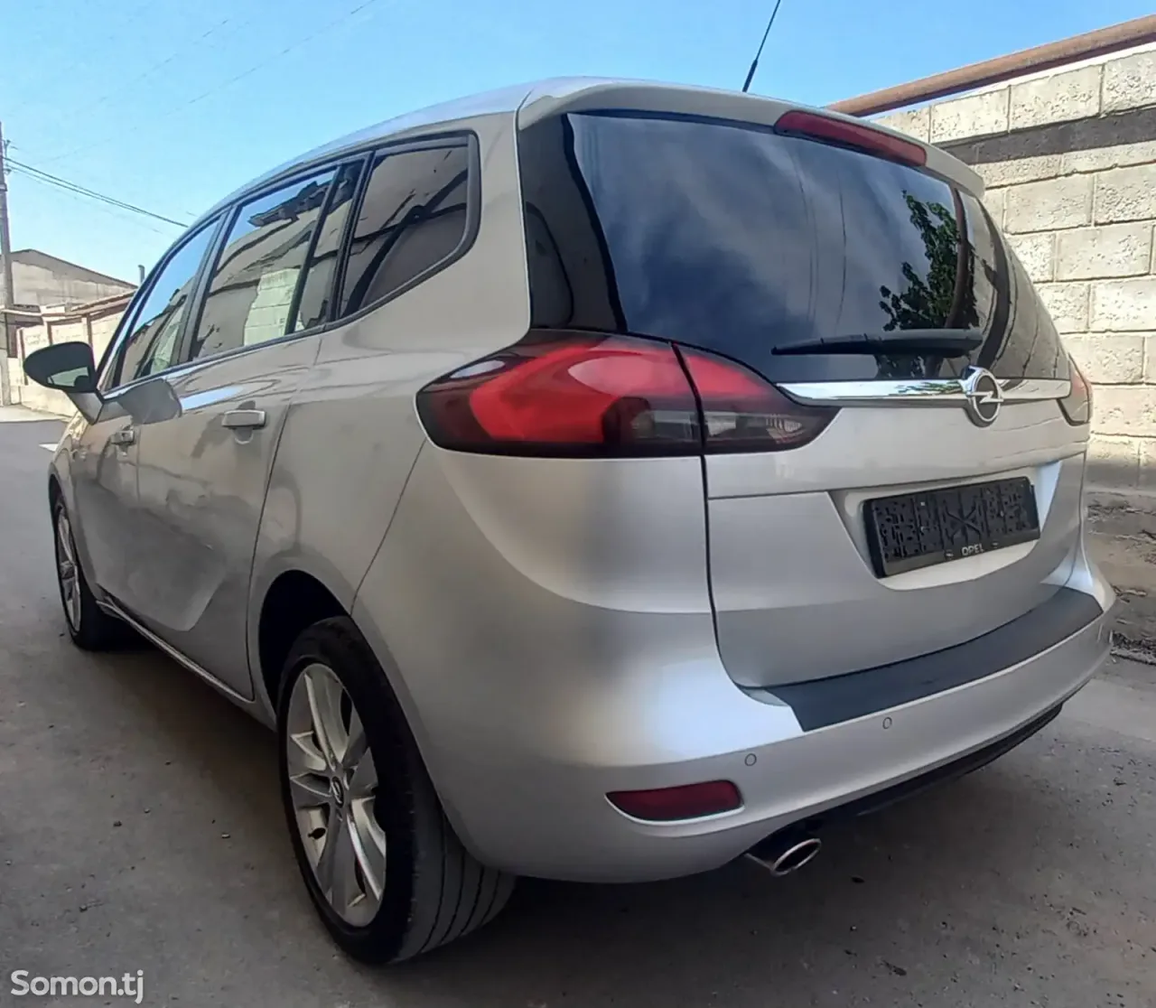 Opel Zafira 2014 · 2.0 AT
