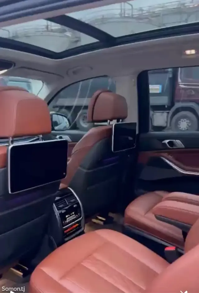 BMW X7 2020 · 3.0 AT