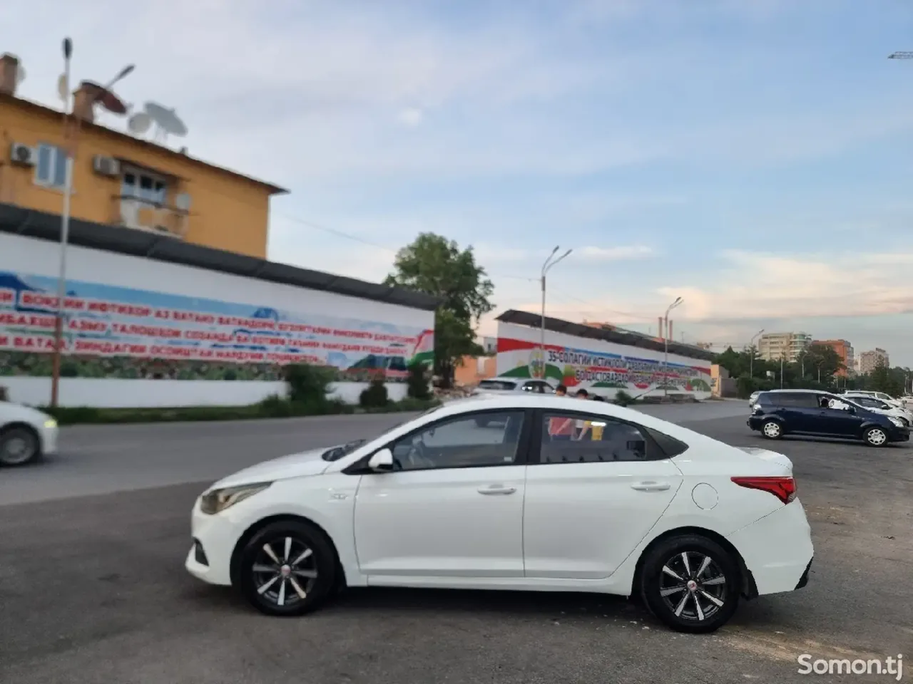 Hyundai Accent 2018 · 1.6 AT