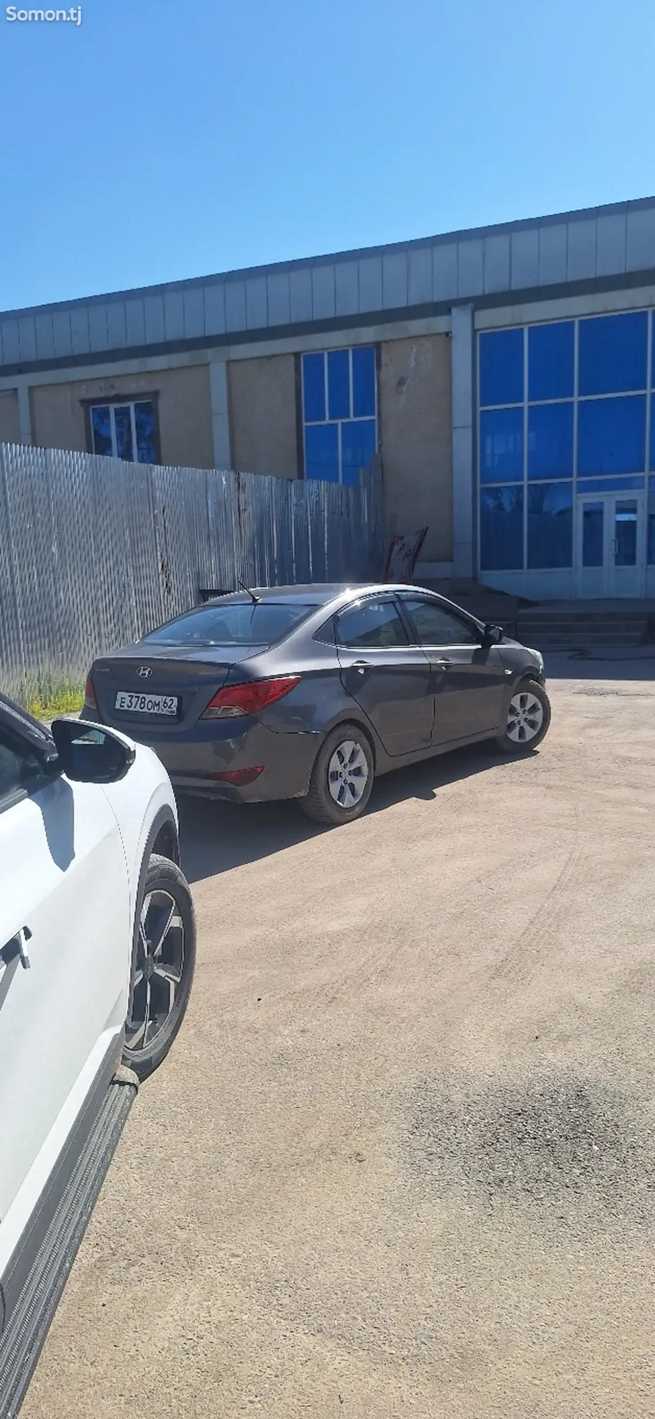 Hyundai Solaris 2016 · 1.4 AT