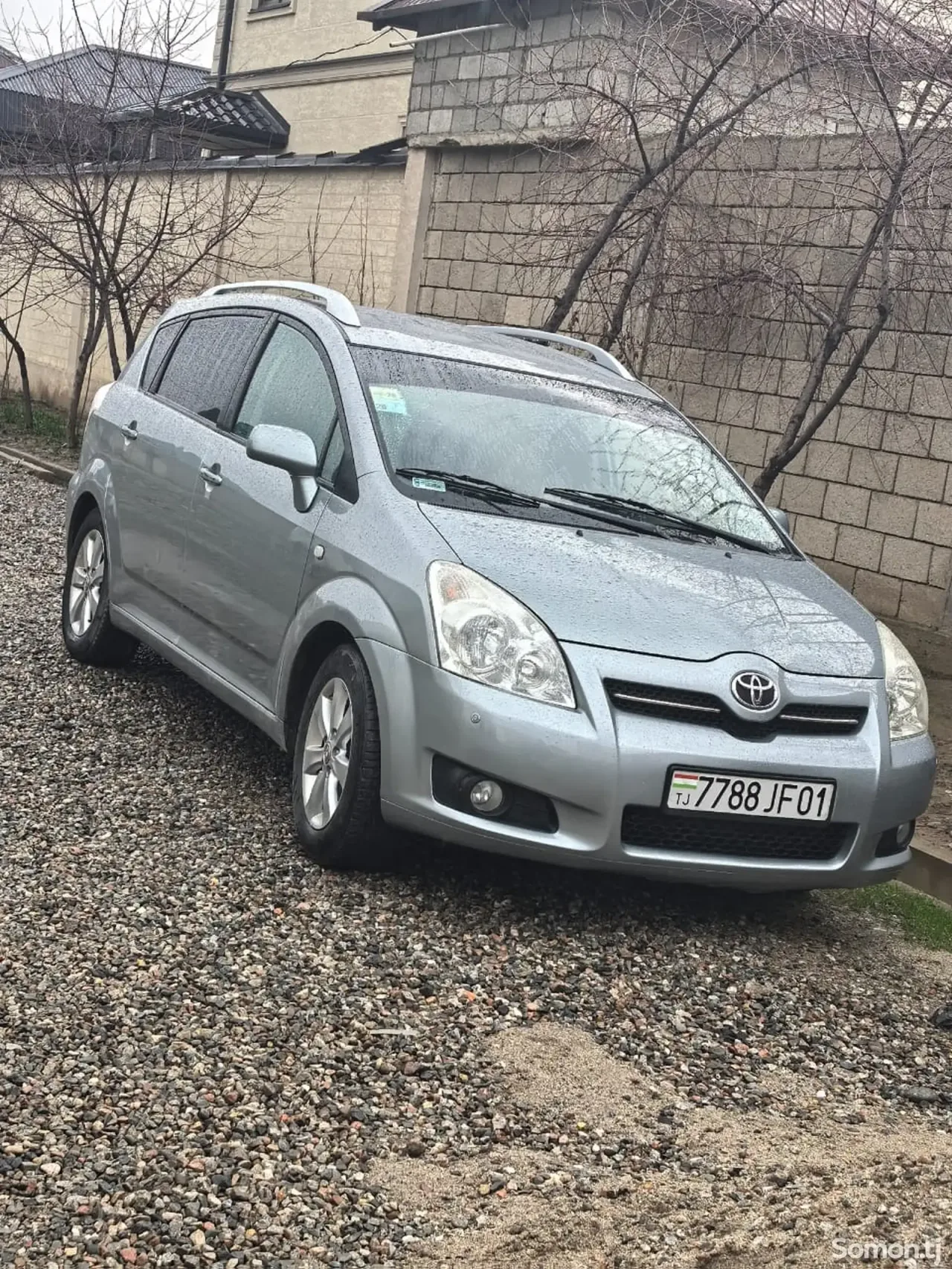 Toyota Verso 2009 · 1.8 MT