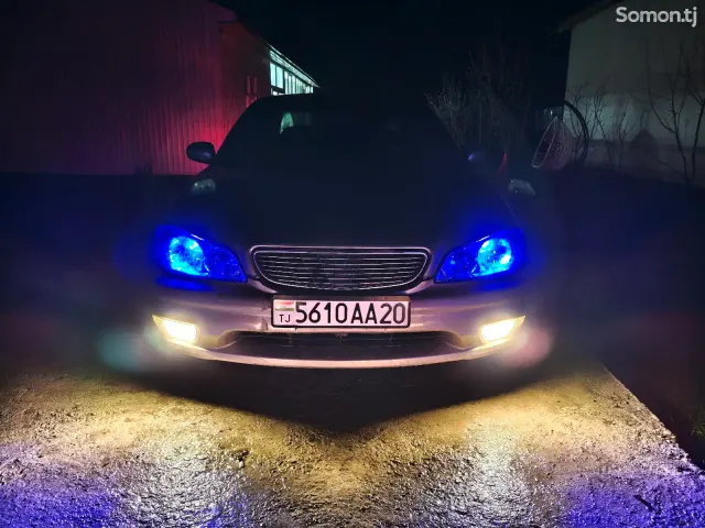 Nissan Maxima 2000 · 2.5 AT
