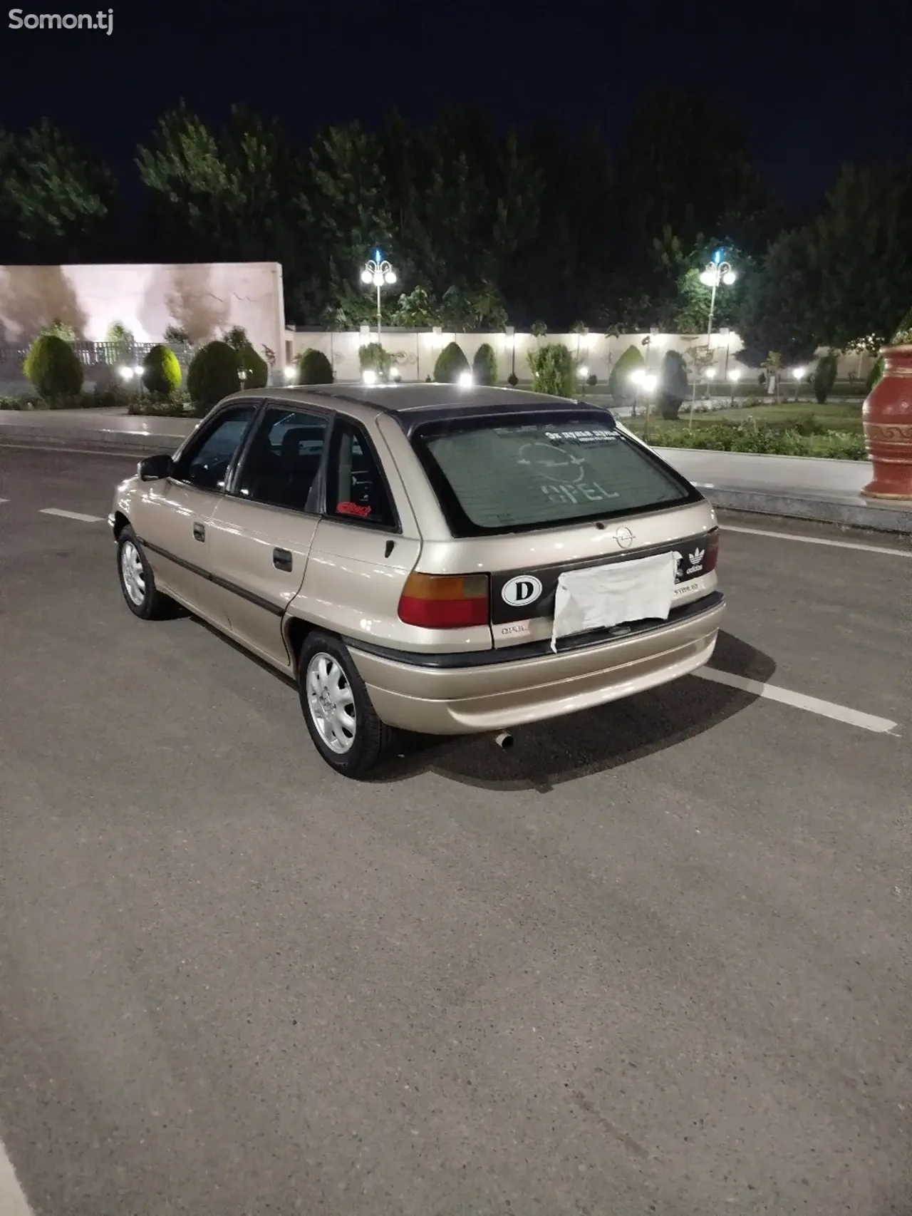 Opel Astra F 1997 · 1.6 MT