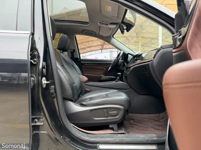 GAC Trumpchi GS8 2018 · 2.0 AT
