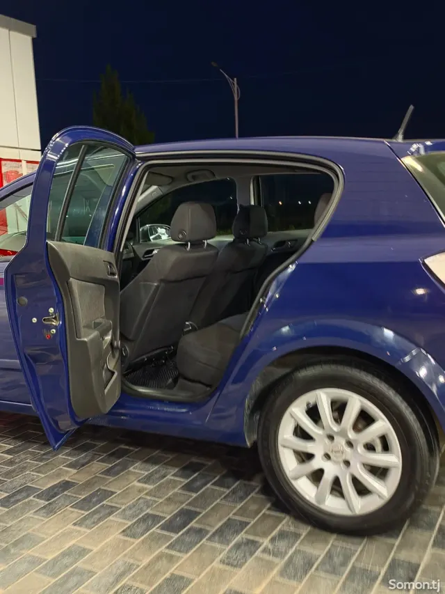 Opel Sintra 2006 · 1.6 MT
