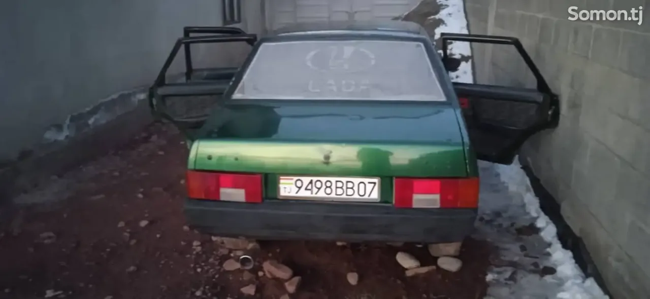 Lada (ВАЗ) 21099 2001 · MT