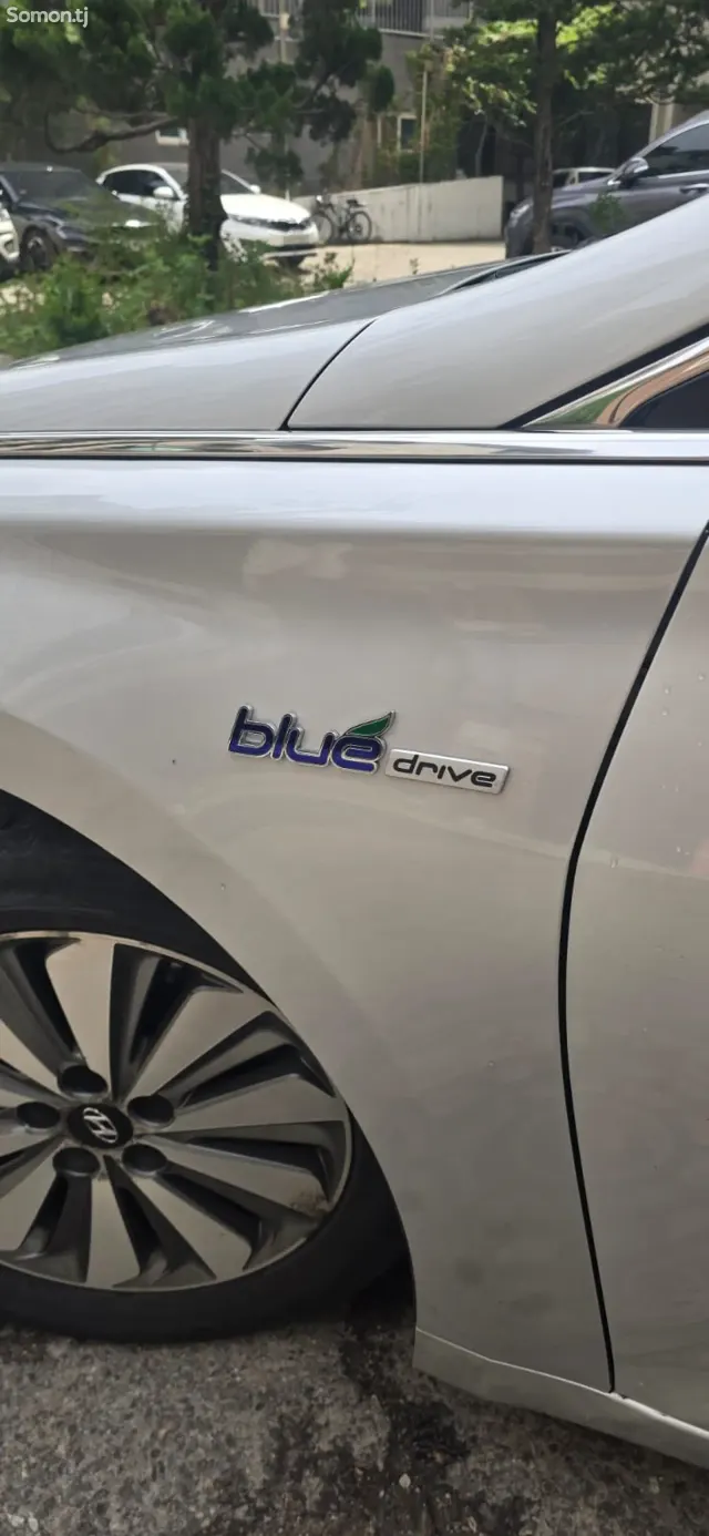 Hyundai Grandeur 2014 · 2.5 AT