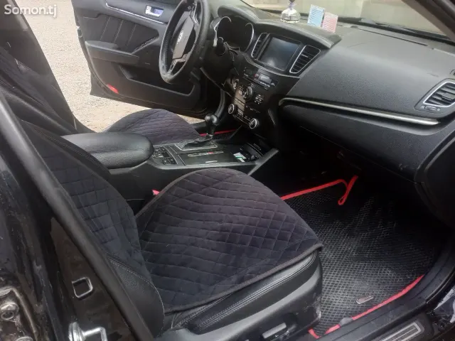 Kia K7 2012 · 2.5 AT