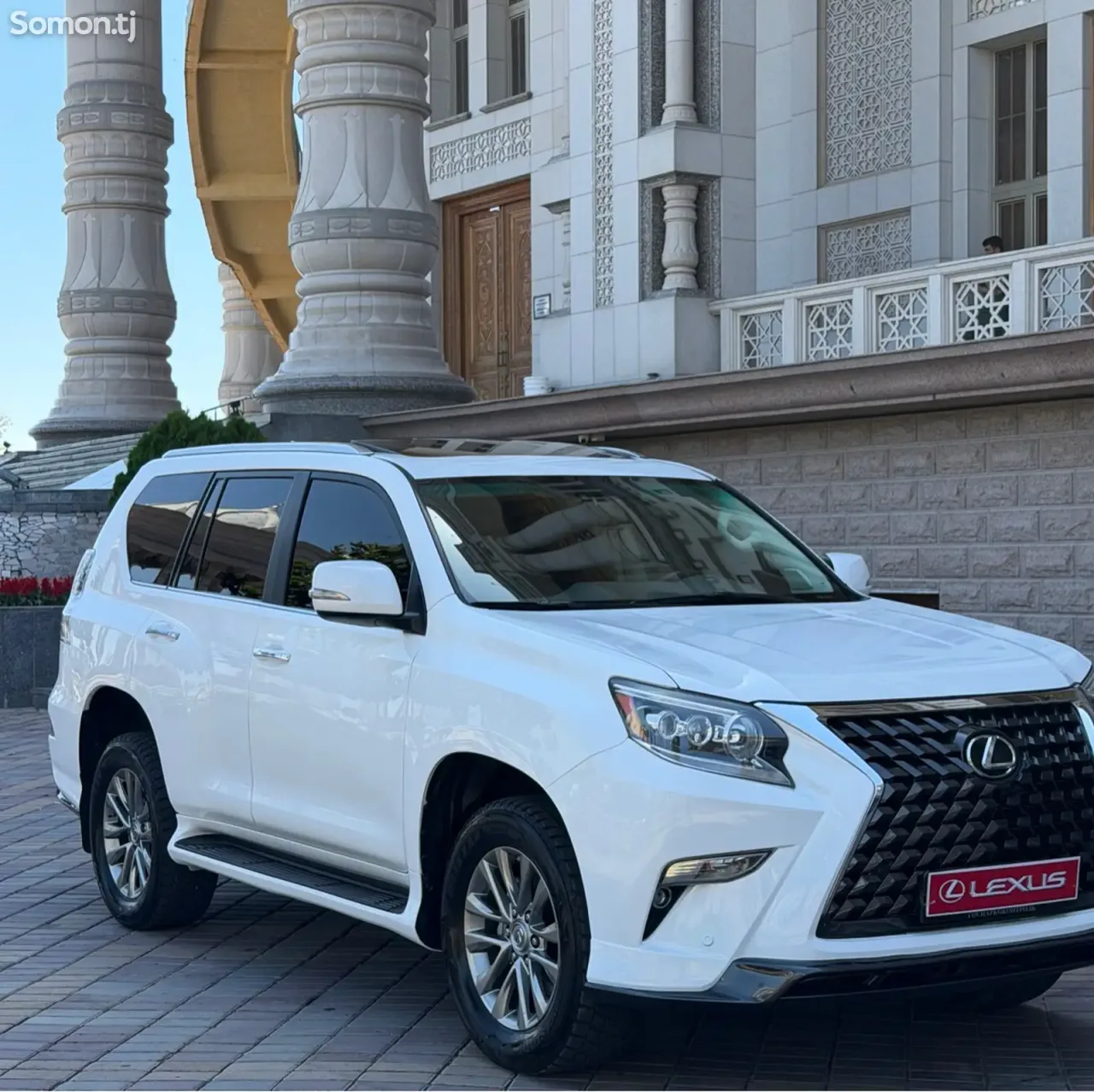 Lexus GX series 2010 · 4.6 AT