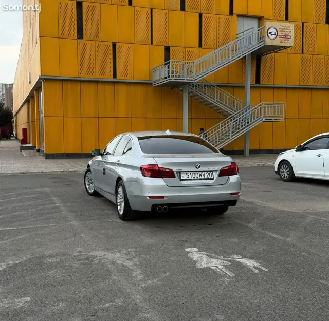 BMW 5 series 2015 · 2.0 AT