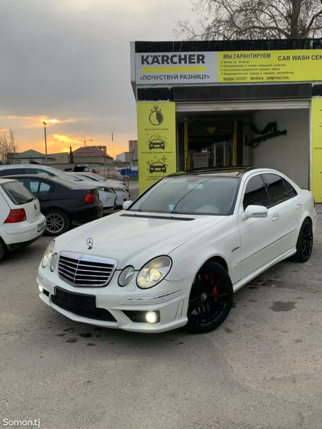 Mercedes-Benz E class 2008 · 6.3 AT