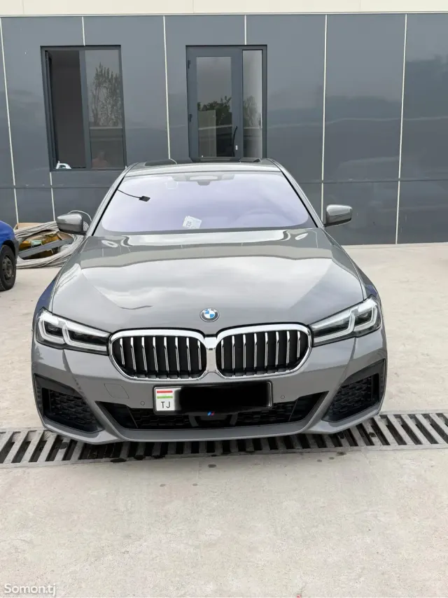 BMW 5 series 2022 · 2.3 AT