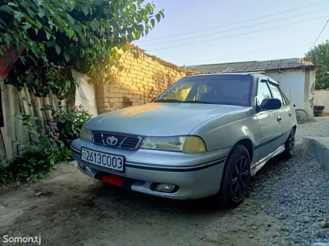 Daewoo Nexia 1995 · 0.6 MT