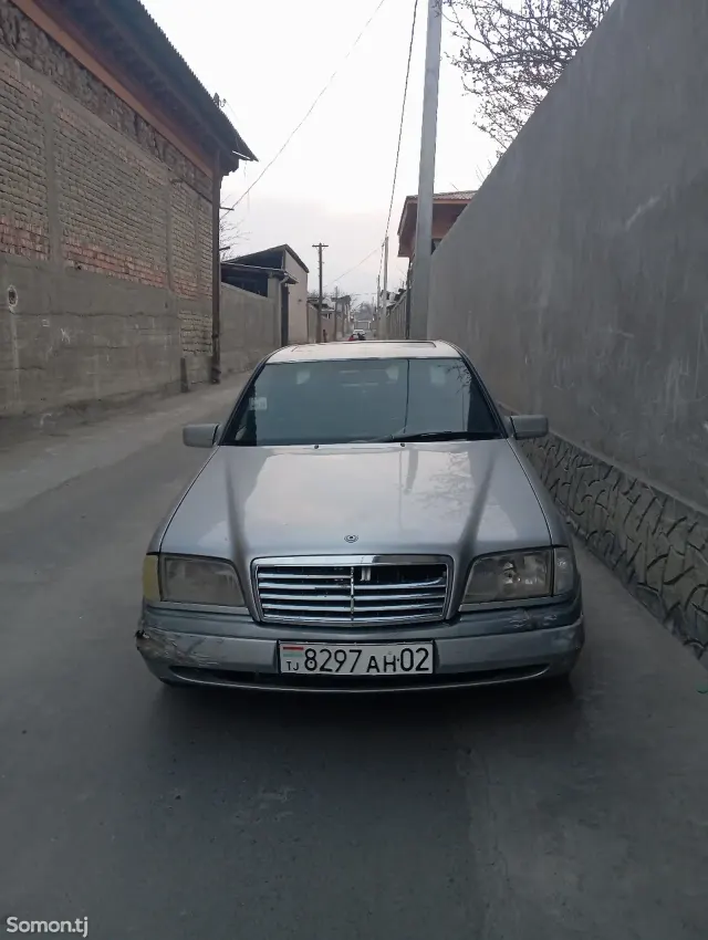 Mercedes-Benz C class 1993 · 1.8 MT