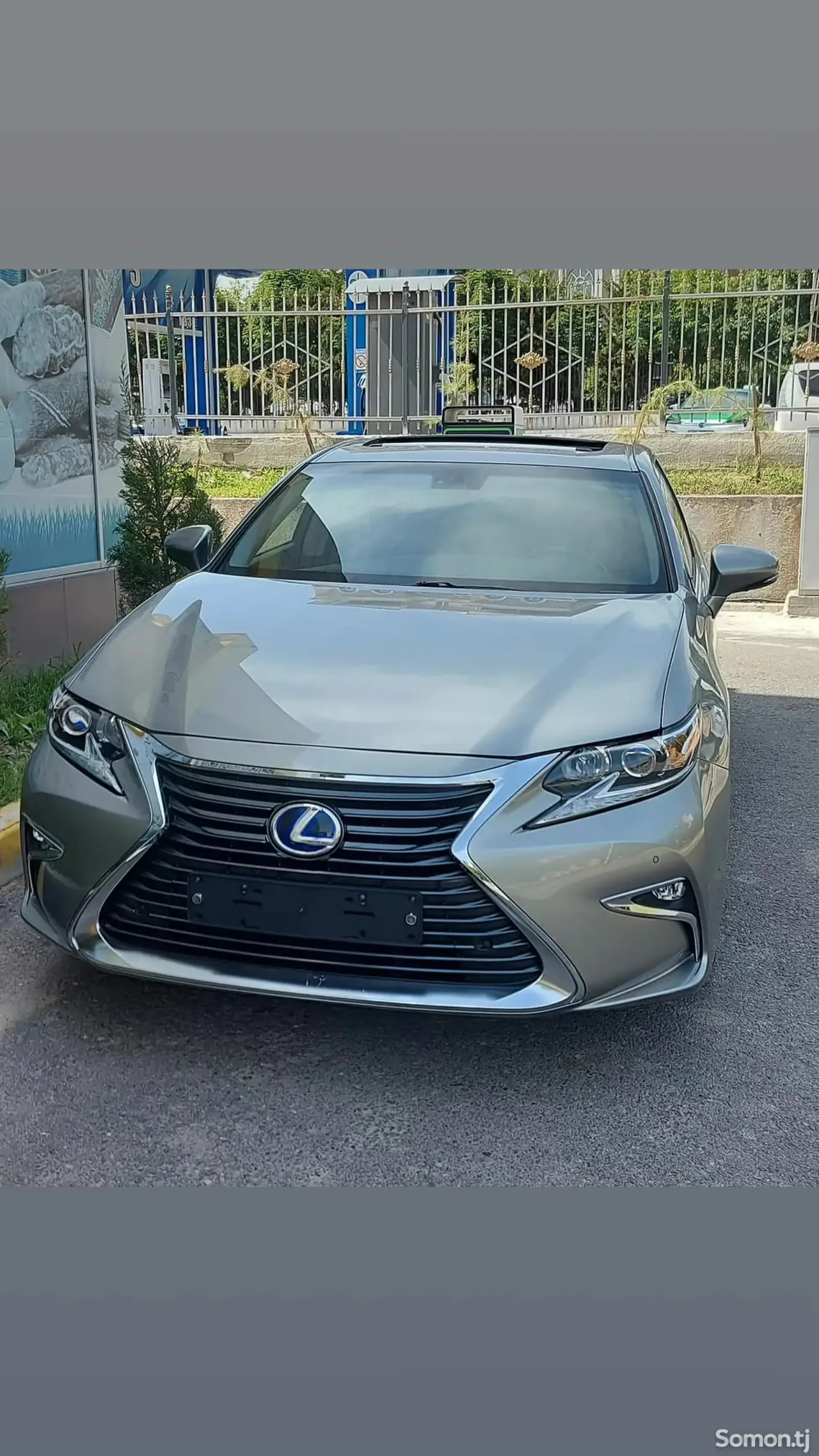 Lexus ES series 2016 · 3.0 AT