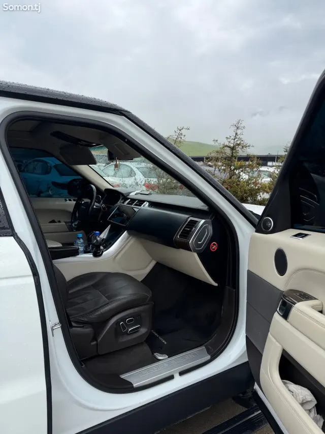 Land Rover Range Rover Sport 2015 · 3.0 AT