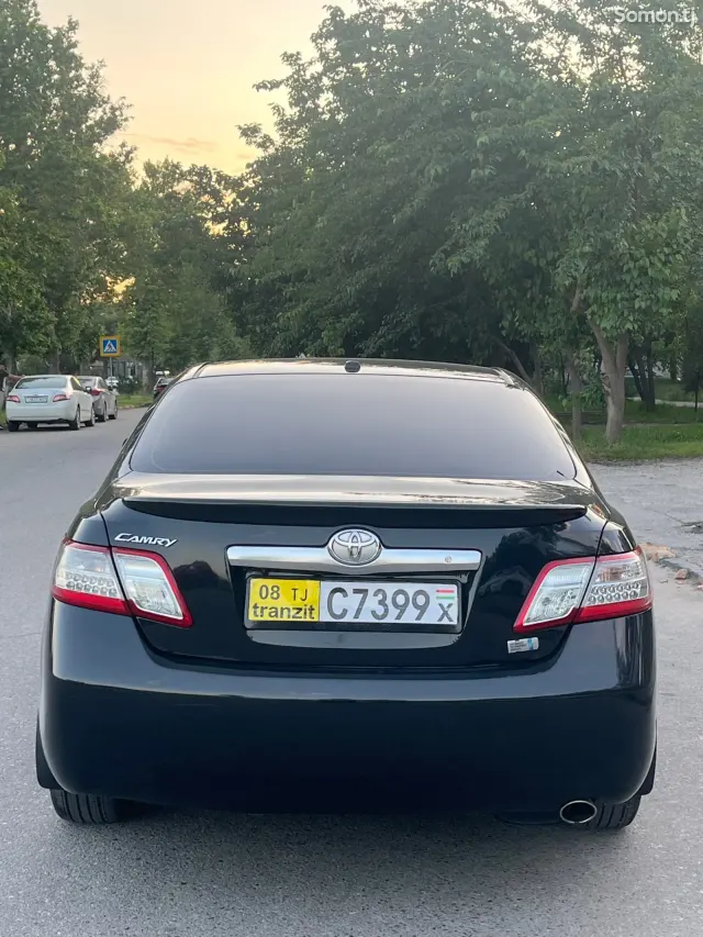 Toyota Camry 2011 · 2.5 AT