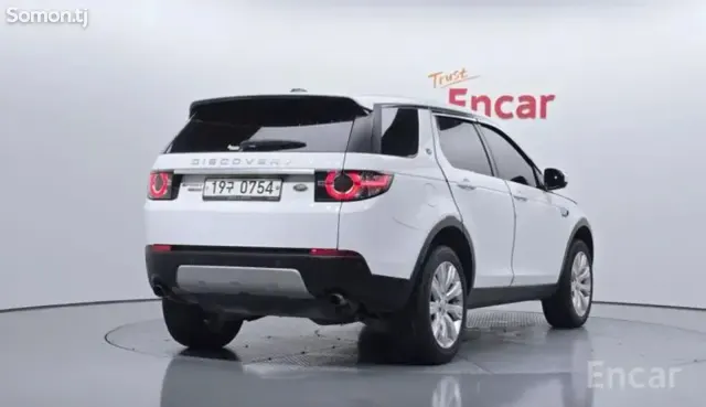Land Rover Discovery 2016 · 2.0 AT