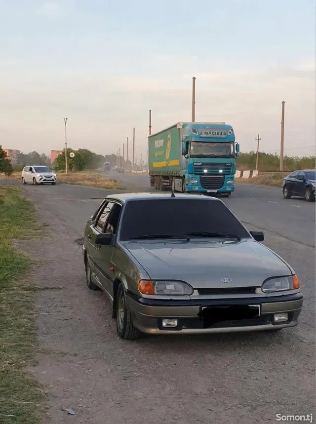 Lada (ВАЗ) 2115 2001 · 1.5 MT