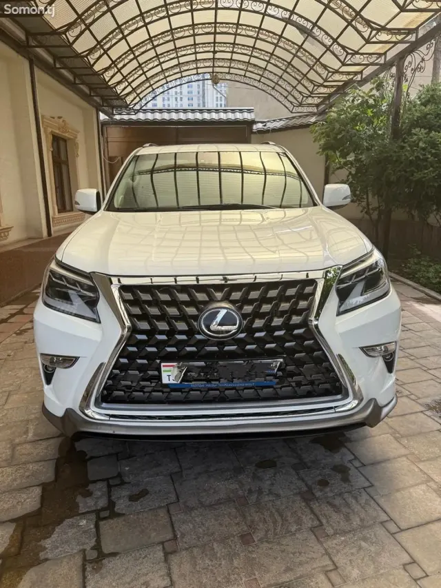 Lexus GX series 2018 · 4.6 AT