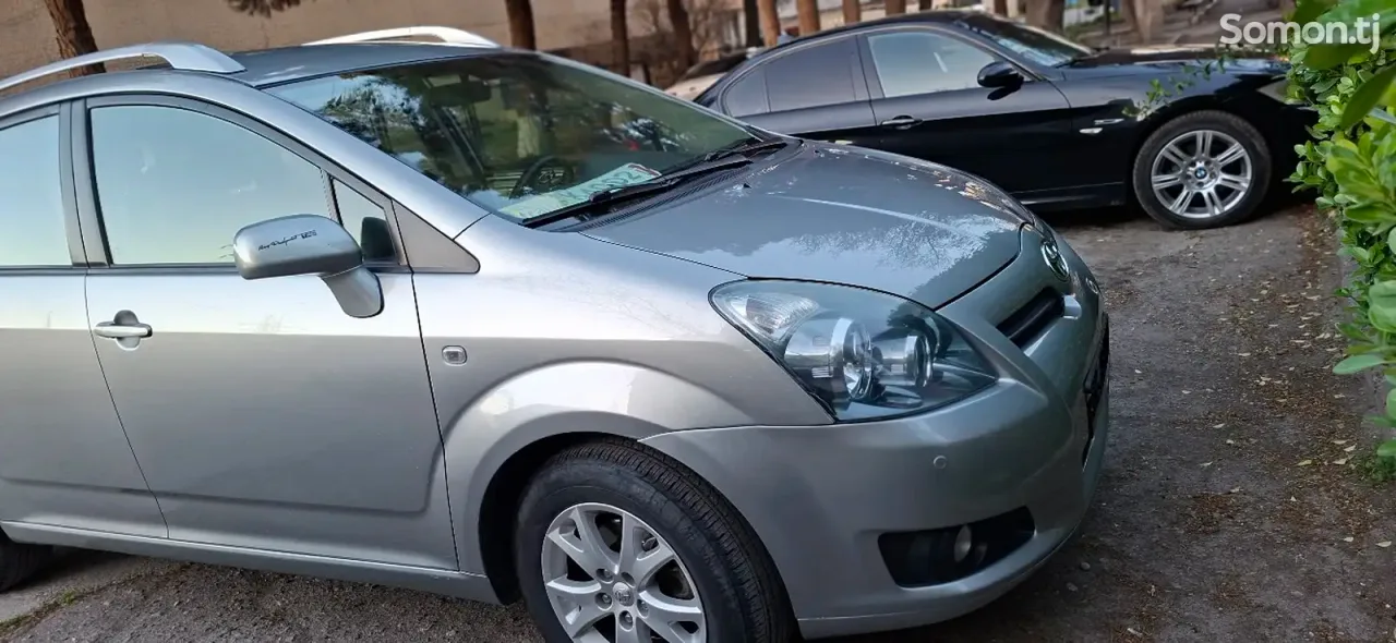 Toyota Corolla Verso 2008 · 1.8 MT