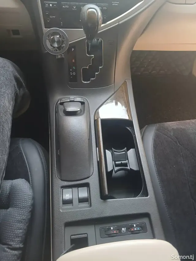 Lexus RX series 2014 · 4.5 AT