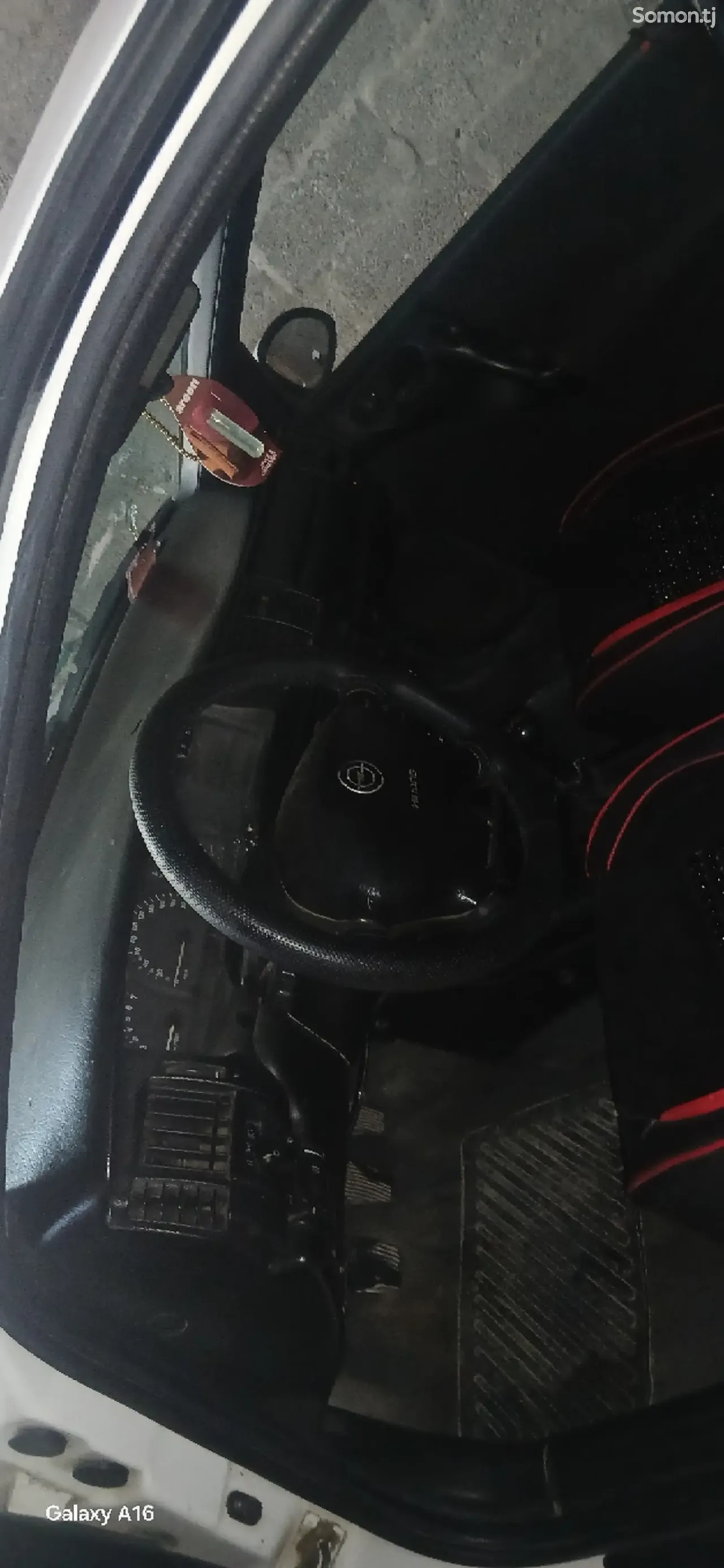 Opel Vectra B 1997 · 1.6 MT
