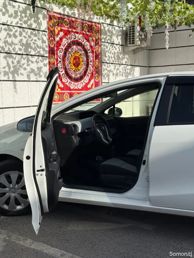 Toyota Aqua 2014 · 1.5 AT