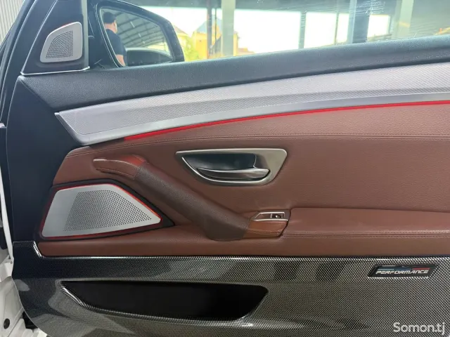 BMW 5 series 2013 · 2.0 AT