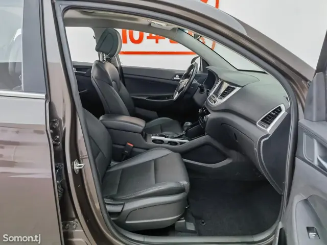 Hyundai Tucson 2015 · 1.6 AT