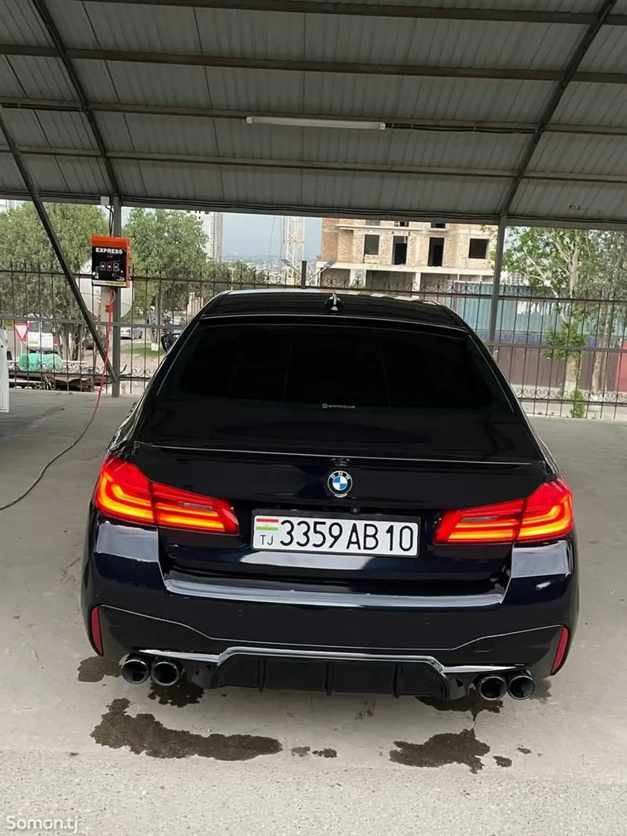 BMW 5 series 2017 · 3.0 AT
