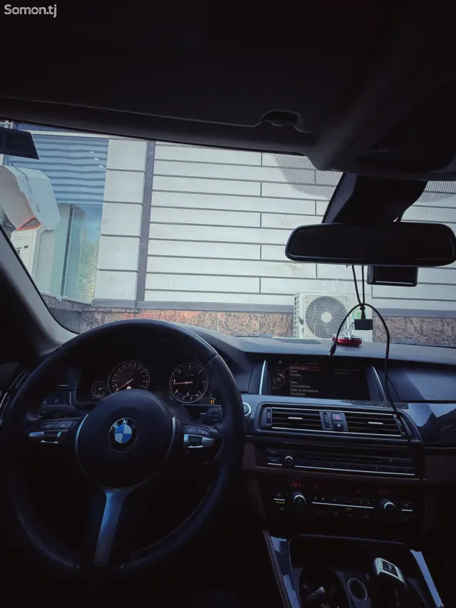 BMW 5 series 2016 · 2.0 AT